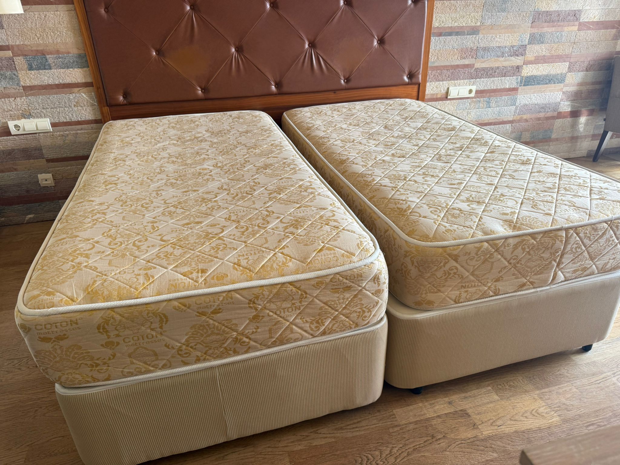 Tek/Çift Kişilik Yatak